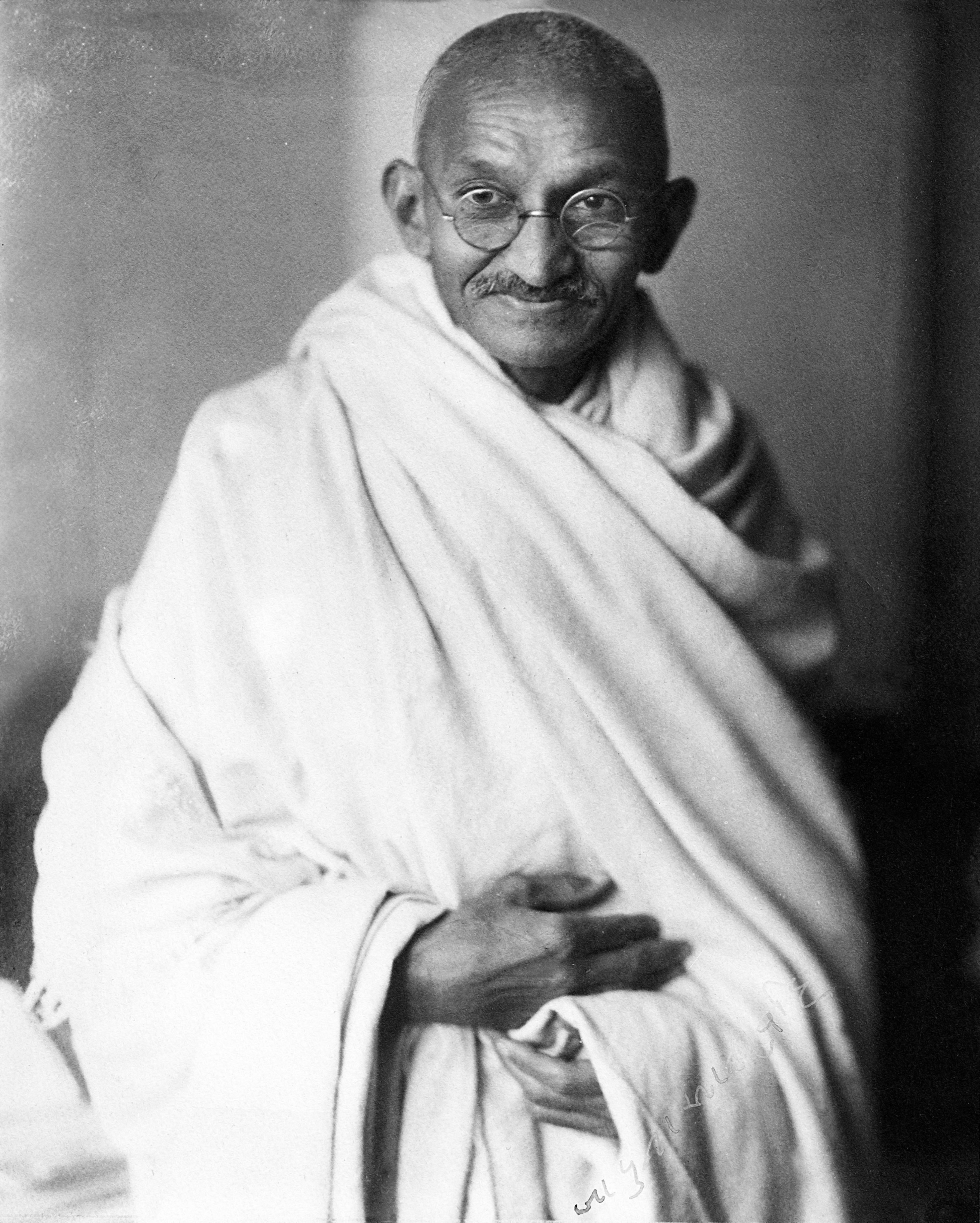 Rare studio photograph of Mahatma Gandhi taken in London England UK at the request of Lord Irwin 1931 Rare studio photograph of Mahatma Gandhi taken in London England UK at the request of Lord Irwin 1931