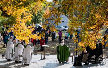 Monks on stage, autumnal background 25Oct20 Monks on stage, autumnal background 25Oct20