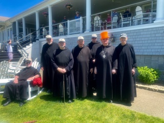 Monks Putting Group
